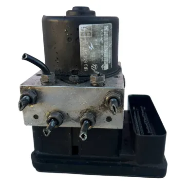 VW Golf Mk5 ABS Pump Control Module Part No. 1K0 907 379 AA (2004-2009) - Tested & Verified | Yennora Facility - View 1