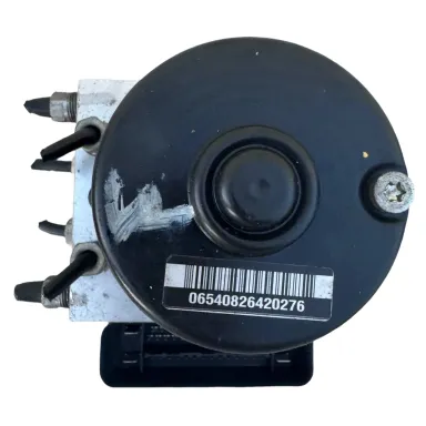 Genuine Ford Focus ABS pump and control module assembly Part No. 6M5Y-2C405-AD, clean-tested and unbolted at our Yennora NSW salvage center for 2005–2011 models. - View 4