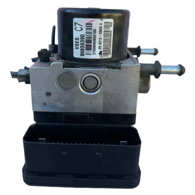 Genuine Holden Captiva ABS pump and control module assembly Part No. 96859390, clean-tested and unbolted at our Yennora NSW salvage center for 2006–2010 models. - View 1