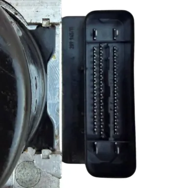 VW Golf Mk6 ABS Pump Modulator Module Part No. 1K0 614 517 BJ (2009-2013) - Tested & Verified | Yennora Facility - View 3